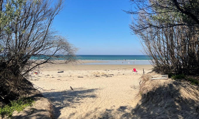 Inverloch House | The Shack - Luxury Beachside Home