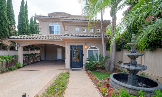 Village of La Jolla House | The Shangri-la of La Jolla