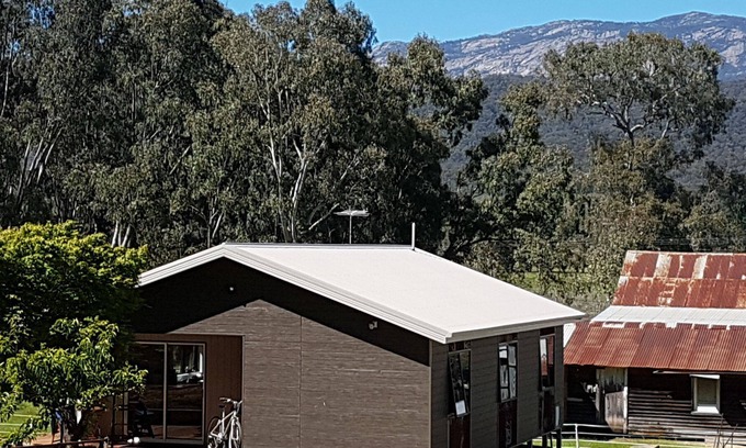 Ovens Cottage | The Sharefarmers Cottage 2