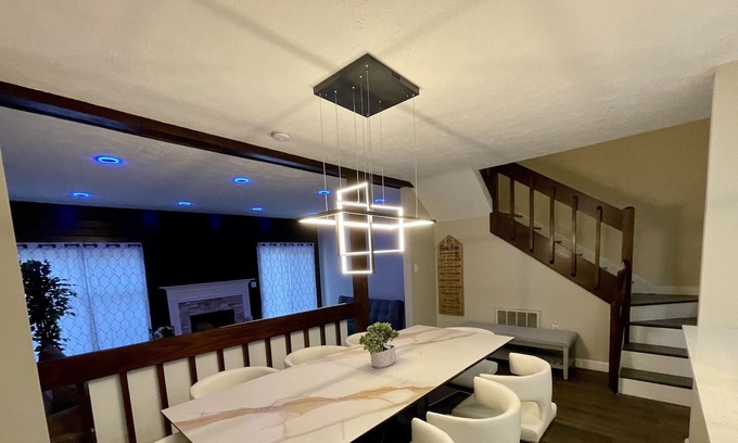 East Stroudsburg House | The Shawnee Ski Lodge