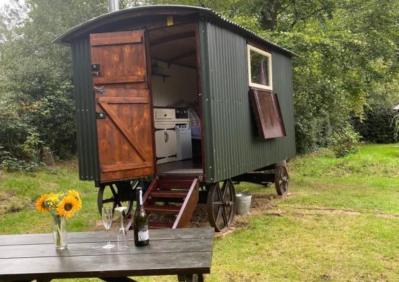 Nantwich Other | The Shepherd's Hut - Wild Escapes Wrenbury off grid glamping - ages 12 and over