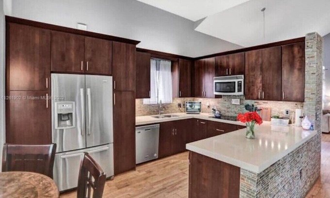 Homestead House | The Shores House @ Keys Gate