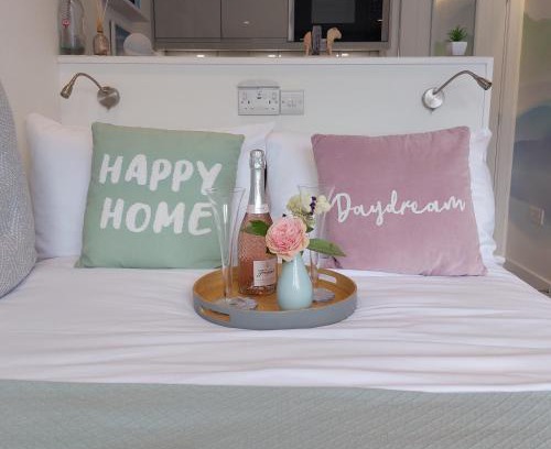 Balloch Apartment | The Snug - Cosy Retreat for Two