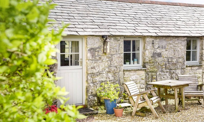 Rescorla Cottage | THE SNUG, romantic, character holiday cottage in St. Austell