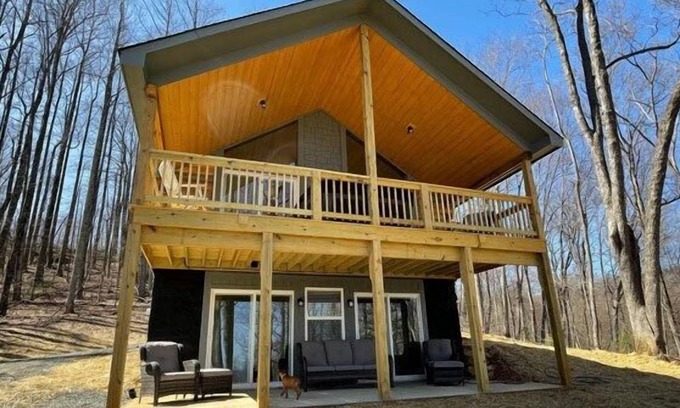 Stanardsville House | The Speckled Owl Cabin