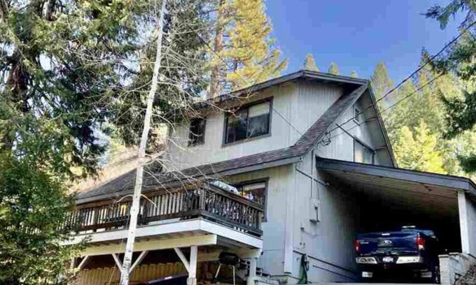 Susanville House | THE SPOT, EAST SHORE