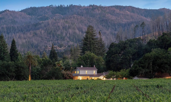 St. Helena House | The St. Helena House