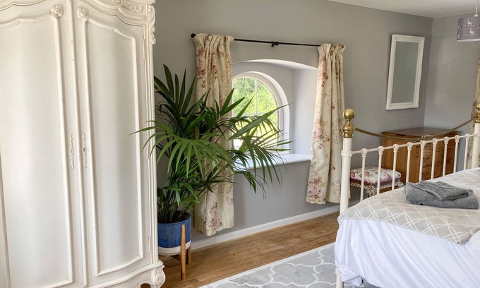 Sherborne Cottage | The Stable House