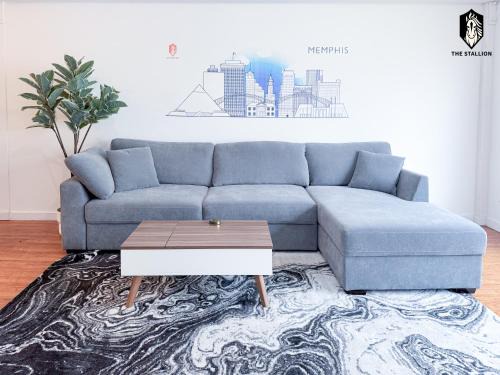 Downtown Memphis Apartment | The Stallion #204 - Modern Spacious 1BD Loft - Close to Attractions