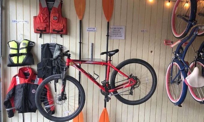 Sitka House | The Stowaway - free car, bikes, kayaks