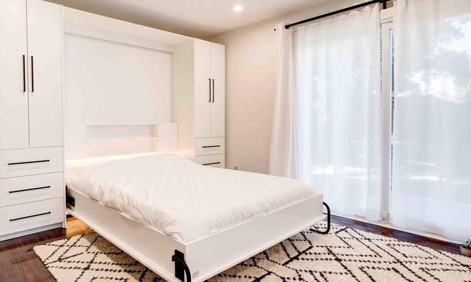 Guelph Apartment | The Studio: bright, cozy, quiet