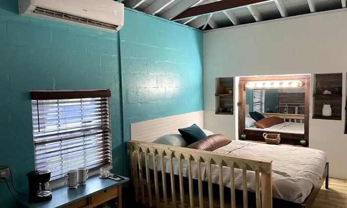 College Park House | The Studio in the Heart of Orlando