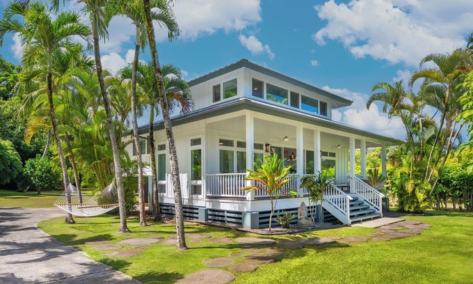 Kalihiwai House | THE SUGAR HOUSE! Luxury Anini Beach Home, Steps to the Beach! TVR4219