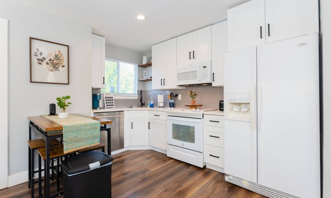 Citrus Heights Apartment | The Sunset Studio - A Picturesque Stay!