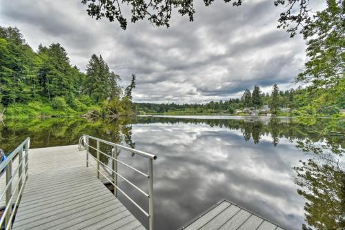East Olympia House | The Swedish Fish Getaway on Lake Saint Clair!