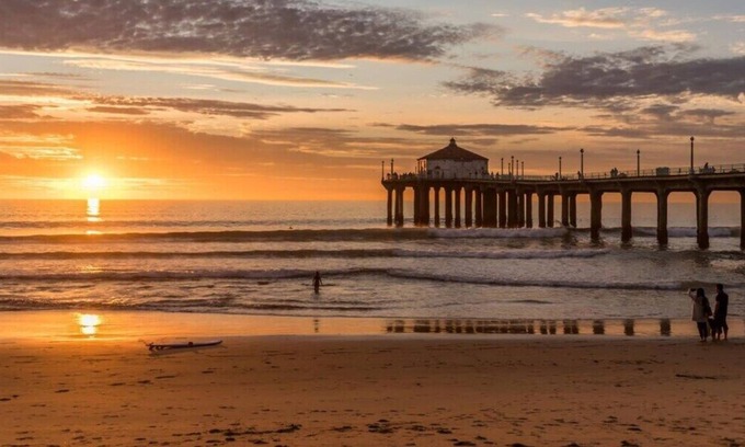 El Porto Apartment | THE SWING STUDIO Manhattan Beach Studio Parking