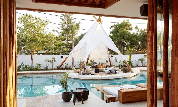 Adelianos Kampos Hotel | The Syntopia Hotel