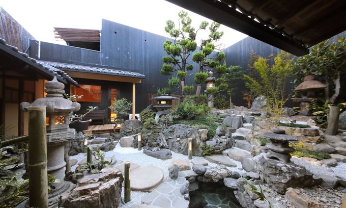 Minami House | The Tenpō" luxury Kyomachiya with outdoor rock bath, garden, and private sauna, all for rent