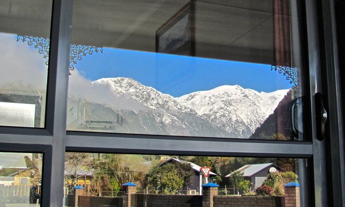 Franz Josef Glacier Hotel | The Terrace