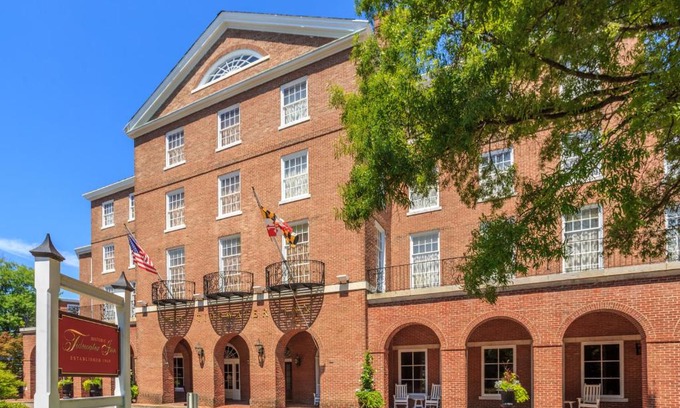 Easton Hotel | The Tidewater Inn