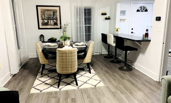Central Waterford Apartment | The Town line apartment