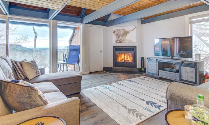 Beaupre Ski Chalet | ⭐ The Tree-Haus of Mont Ste-Anne 🌳 Splendid view, 3 min from ski-golf-hike ⭐