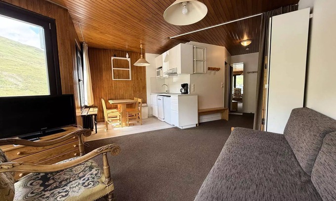 Val Claret Apartment | The Tuffs - Studio near the slopes and shops