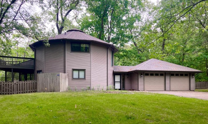New Buffalo House | The Tulip Tree House