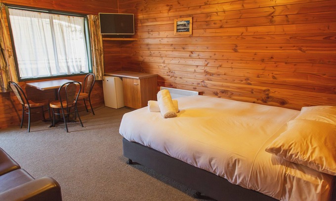 Ohakune Hotel | The Turoa Lodge Ohakune