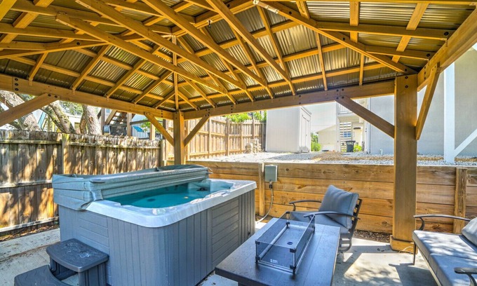 Butler Beach Apartment | The Turtle`s Nest | Hot tub nights & cool fall breezes!