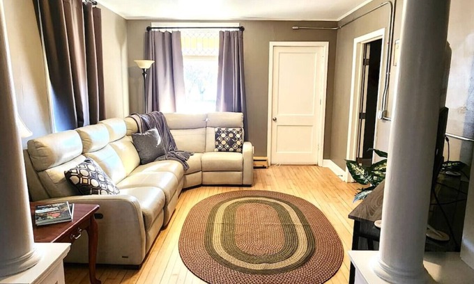 Fargo House | The Ugly Duckling: Cozy Home in Historic Downtown