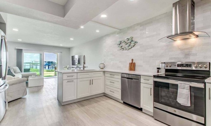 Crescent Beach Apartment | The Ultimate Intracoastal Living Experience in FL