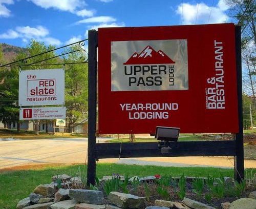 Londonderry Hotel | The Upper Pass Lodge