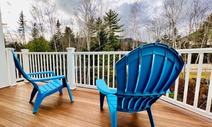Waterville Valley House | The Valley Estate - Ice Arena - Biking - Weddings - Walk to Town Square!