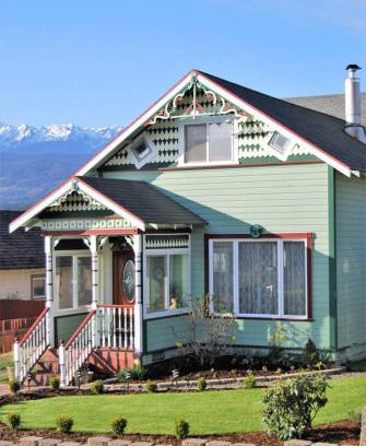 Port Angeles House | The Victorian Spa Retreat