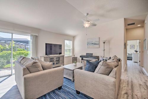 Wildwood House | The Villages Retreat with Lanai and Lake Views!
