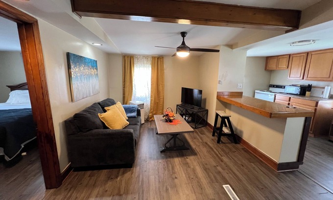 Steubenville Apartment | The VilleTop - Charming 1-bedroom apartment in wonderful Steubenville, OH
