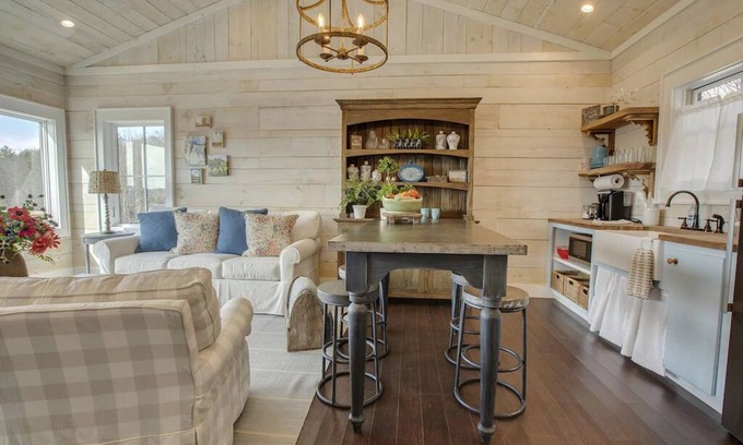 Scaly Mountain Cottage | The Vintner's Cottage