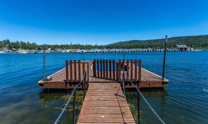 Patton House | The Voges' Lake House - Amazing Lake Front House With A Beautiful View And Game Room! 3 Bedroom Home