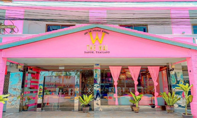 Danok Hotel | The Wai Hotel Danok