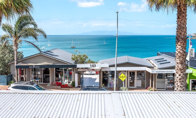 Oneroa Apartment | THE WAIHEKE PAD | Be My Guest