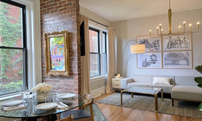 Bloomfield Apartment | The Warhola Bloomfield