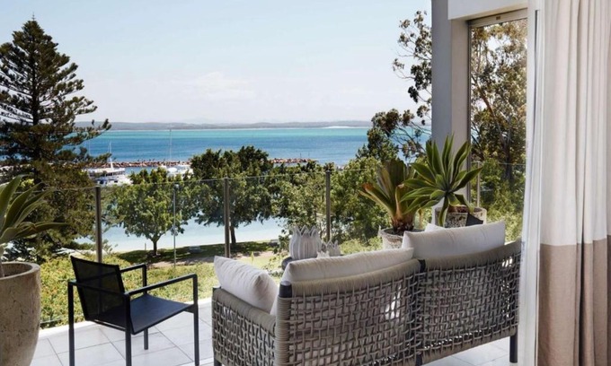 Nelson Bay House | The Waterview, 2 76 Magnus St - complete style, comfort, luxury and spectacular waterviews