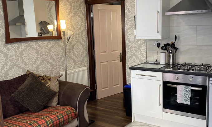 Crieff Apartment | The Wee Nook Crieff - 1-bed with garden :)