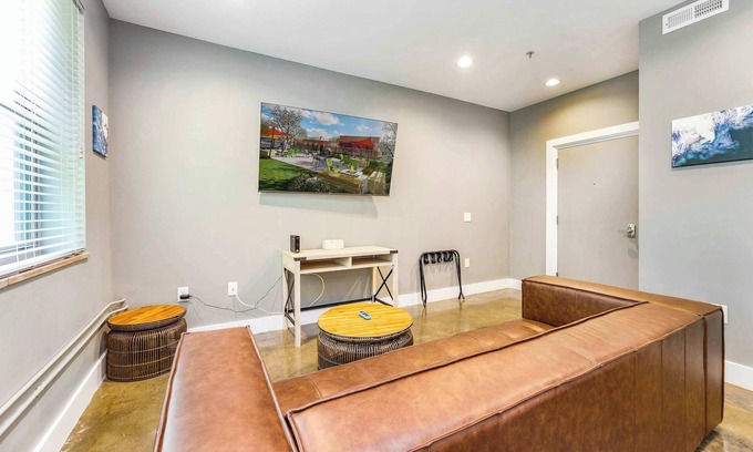 Roanoke Apartment | The West End Flats Su