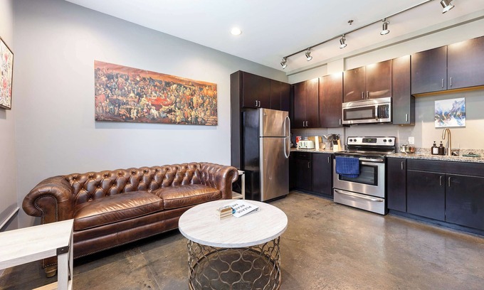 Roanoke Apartment | The West End Flats Su