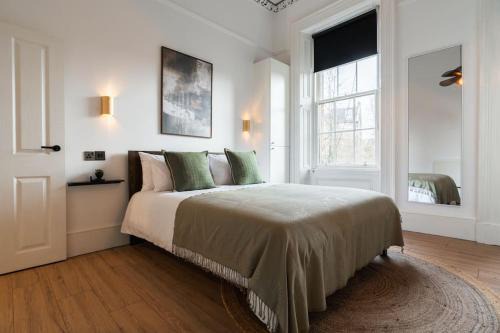 North West Apartment | The West End Retreat - Your Luxurious 5* Apartment