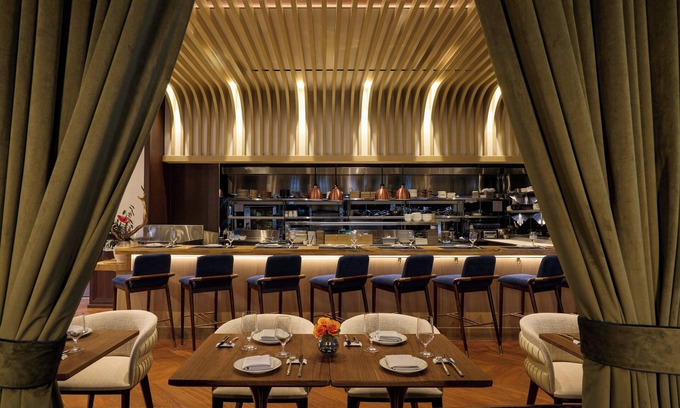 Queens Hotel | The Westin Flushing Laguardia Airport