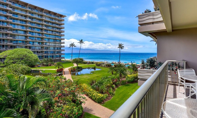Kaanapali Condo | The Whaler Resort: Suite 319~Enjoy Stunning Center Courtyard & Ocean Views