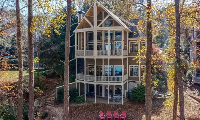 Dawsonville House | The White Hart House-Lake Lanier